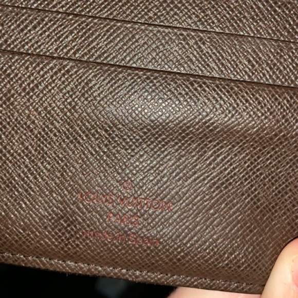 Louis Vuitton wallet - Picture 3 of 4